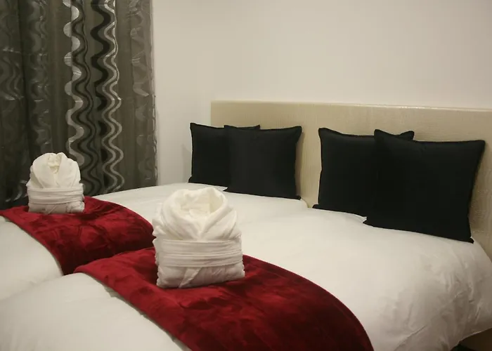 Хостел Casa Do Gato Калдаш-да-Раинья